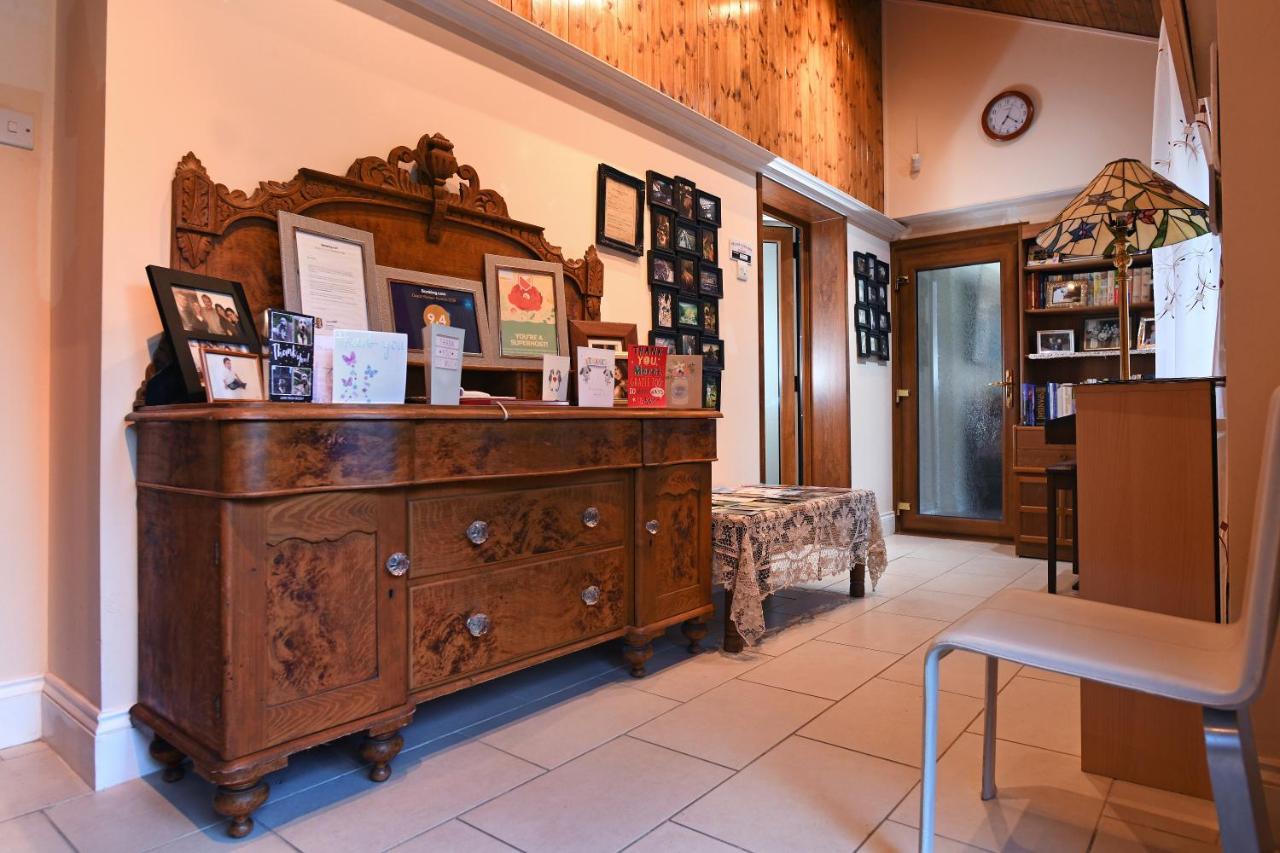 Cilbrwyn Bed & Breakfast Суонзи Екстериор снимка