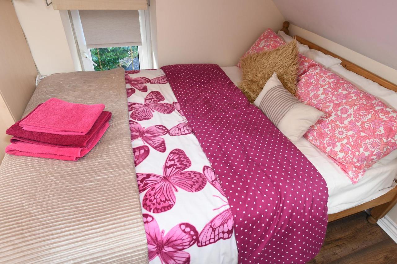 Cilbrwyn Bed & Breakfast Суонзи Екстериор снимка
