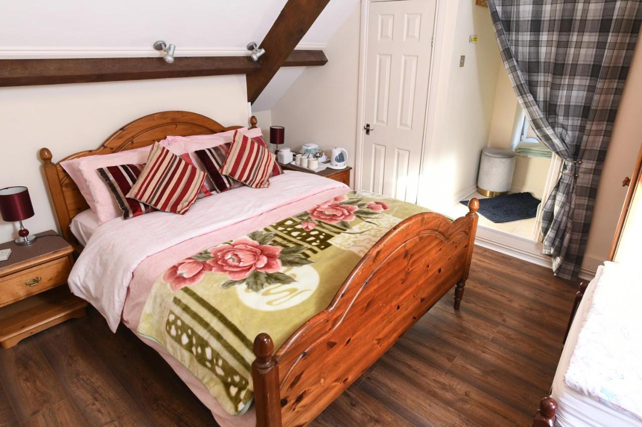 Cilbrwyn Bed & Breakfast Суонзи Екстериор снимка