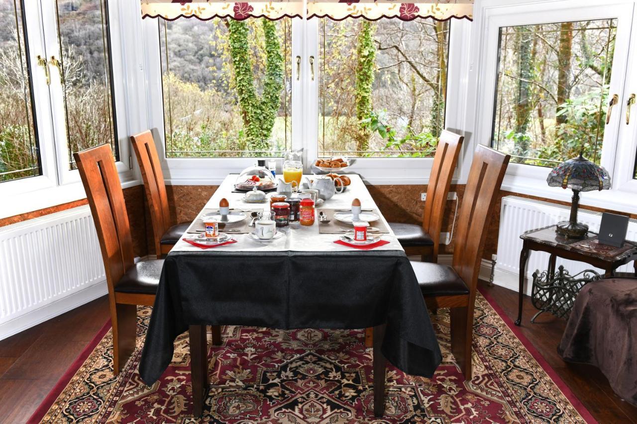 Cilbrwyn Bed & Breakfast Суонзи Екстериор снимка